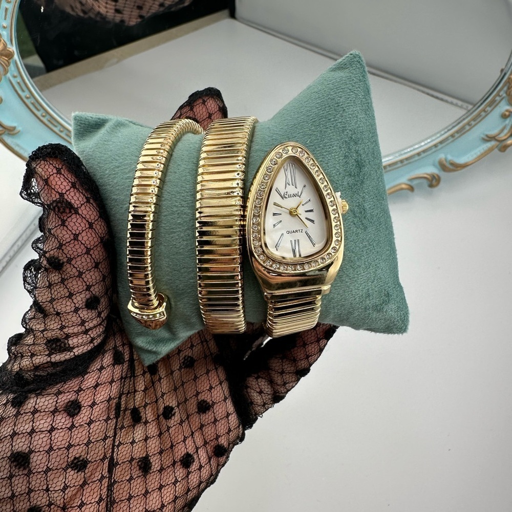 Serpenti Luxury Gold Wrap Watch with Crystal-Embellished Teardrop Dial
